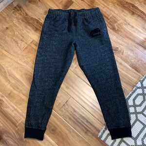 Roots slim fit jogger
